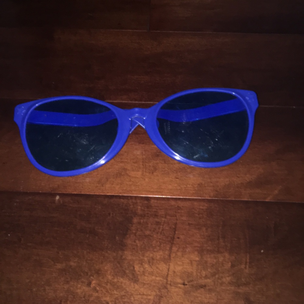 Giant blue glasses
